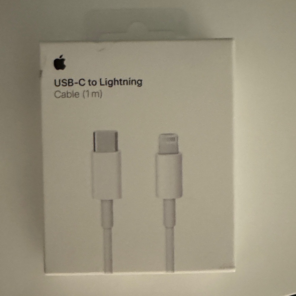 Apple White USB-C to Lightning Cable